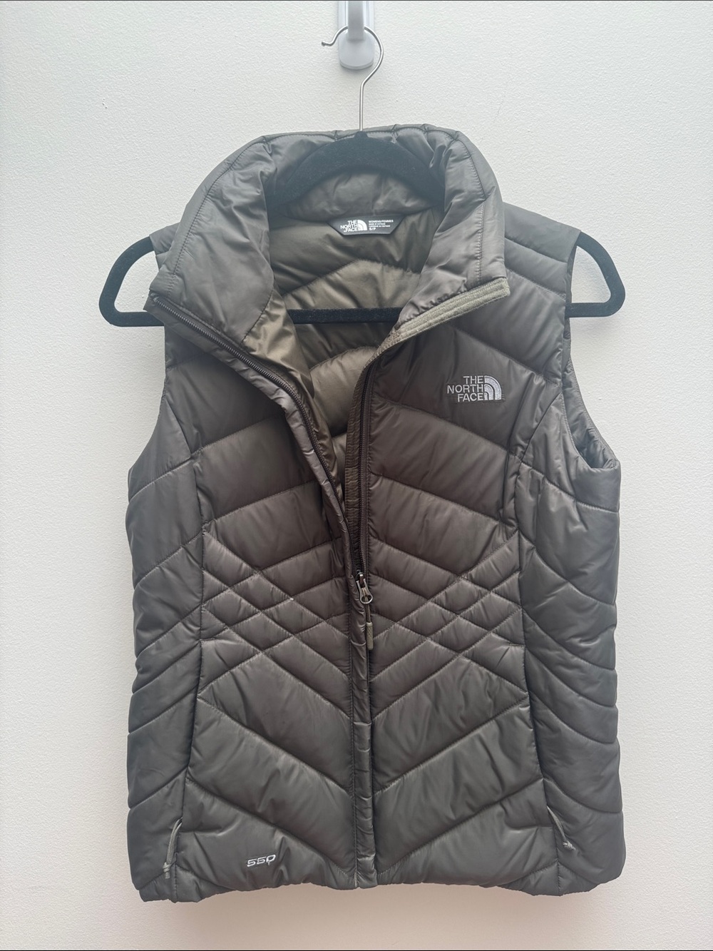 The North Face Women’s 550 Insulated Vest — Olive Green